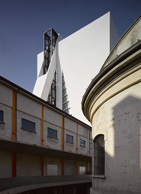 fondazione prada libreria|rem koolhaas architecture prada.